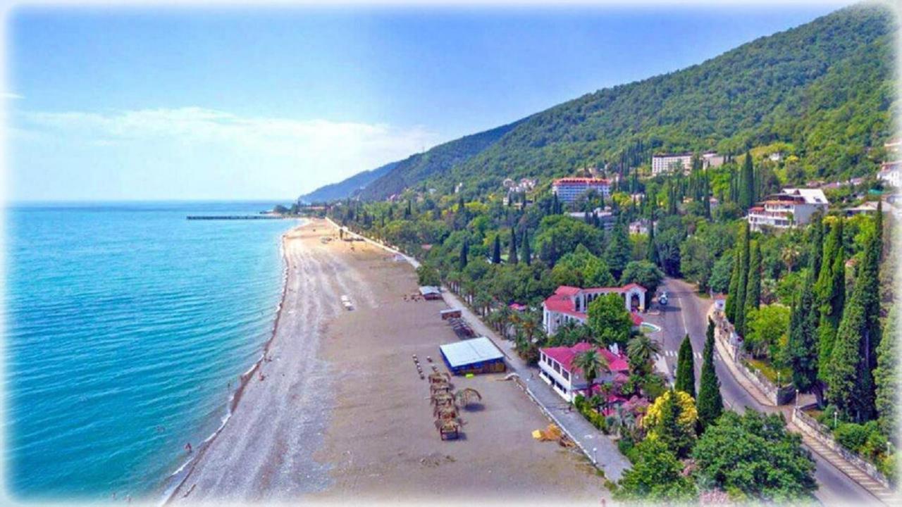 Calipso Sea Hotel Gagra Kültér fotó