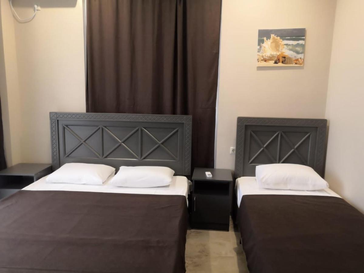 Calipso Sea Hotel Gagra Kültér fotó